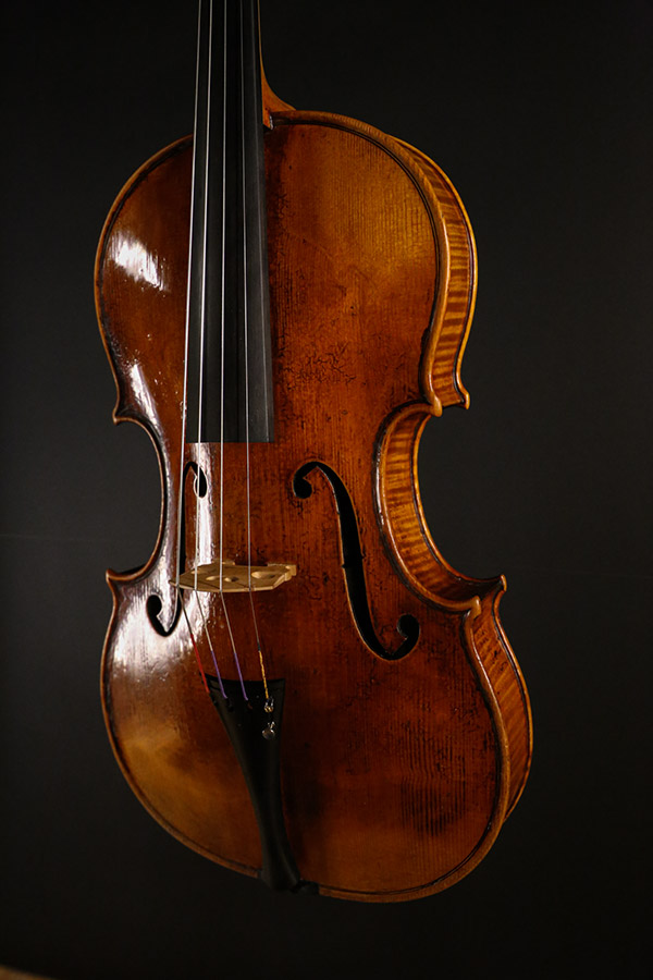 Modeled after del Gesu, Guarneri. Length 40.4cm. Ian McWilliams 2020